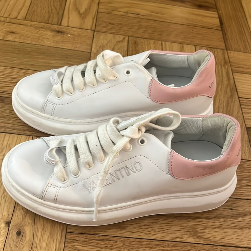 VALENTINO SNEAKERS